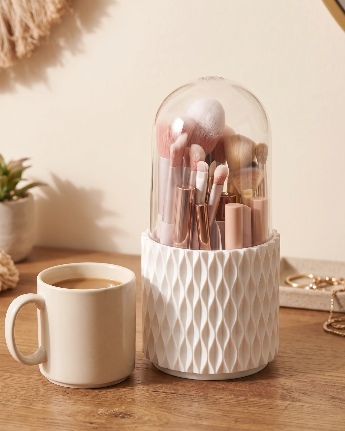 Pivura Dustproof Brush Holder